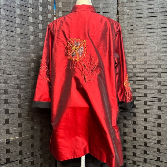 Tunique Red Embroidered Jacket - Picture 2 of 8